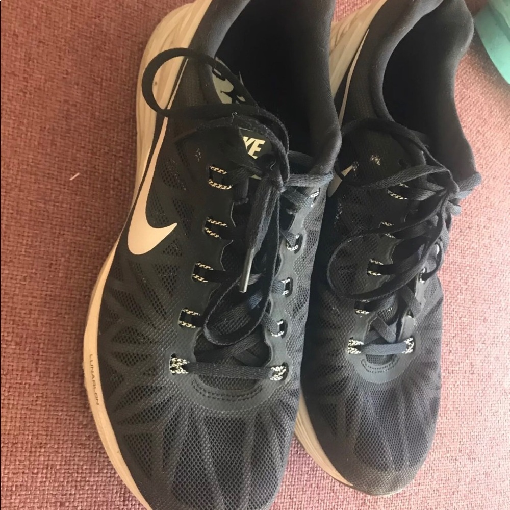 Women’s Black Nike Lunarglide 6 Sz. 11